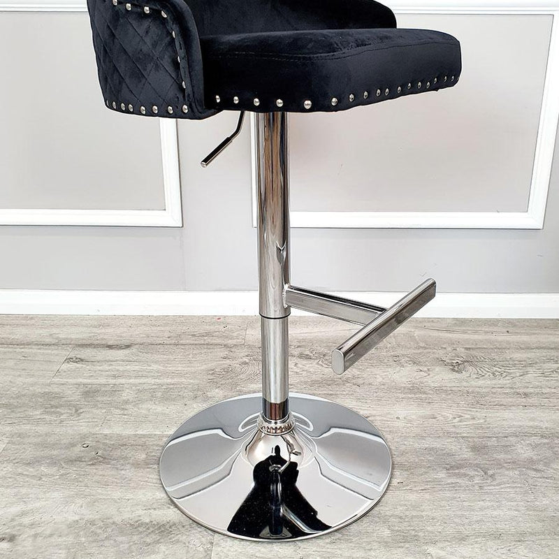 Bentley Bar Stool with Lion Knocker and Quilted Back